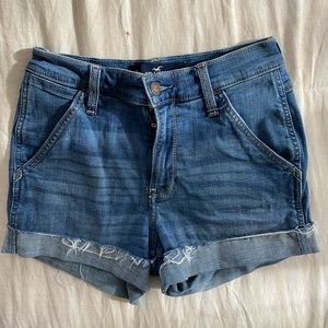 Hollister high rise short